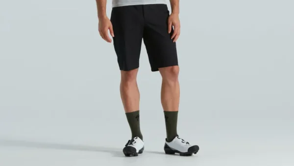 Specialized Men's Bottoms·Bibs & Shorts>Men's RBX Adventure Over-Shorts