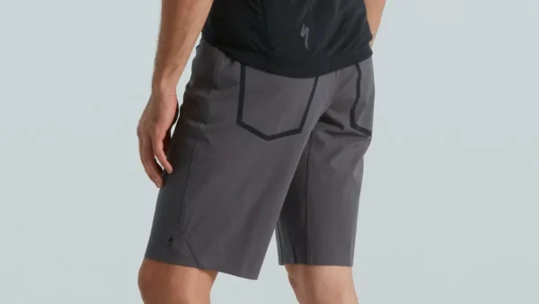 Specialized Men's Bottoms·Bibs & Shorts>Men's RBX Adventure Over-Shorts