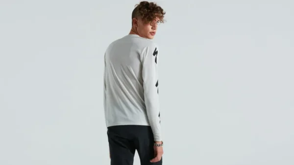 Specialized Men's Casual Wear·Shirts>Reign Long Sleeve T-Shirt