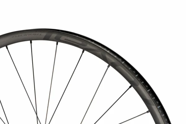 Specialized Wheels>Traverse SL 27.5 6 Bolt - Front